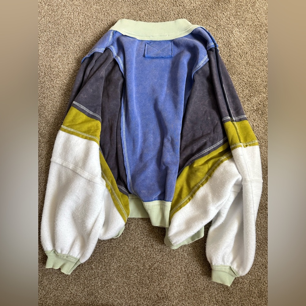 Bucket List Colorblock Jacket - Picture 4 of 5